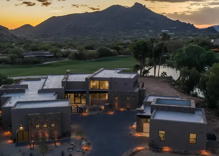Residential Pool Villa Scottsdale